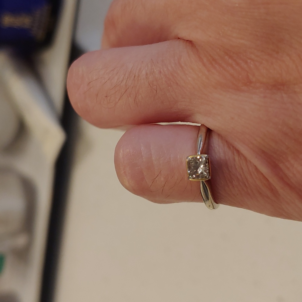 14k white and yellow diamond pinky ring